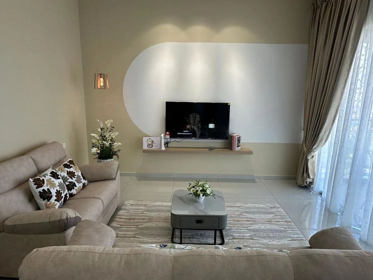 Kings Bay Country Garden 3 Bedroom Johor Bahru 0*,